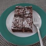 Brownies mit Walnuessen und weißer Schokolade