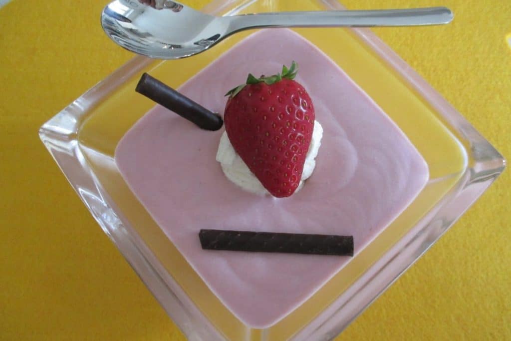 Erdbeer-Sahne Pudding - ein besonderer Nachtisch