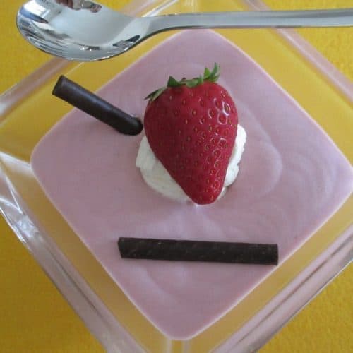 Erdbeer-Sahne Pudding - ein besonderer Nachtisch