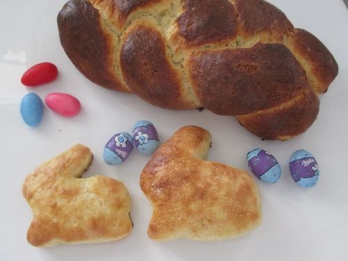 Süßes Osterbrot schnell einmal selber backen