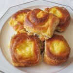 Puddingschnecken - schnell und einfach gebacken, Grundteig ist Hefeteig und gefüllt sind die Schecken mit Vanillepudding