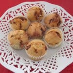 Muffins mit Erdnüssen und Snickers