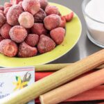 Rezept für Erdbeer-, Rhabarbermarmelade mit etwas Vanille - einfach selbstgemacht - Kochrezept - schnell gemacht